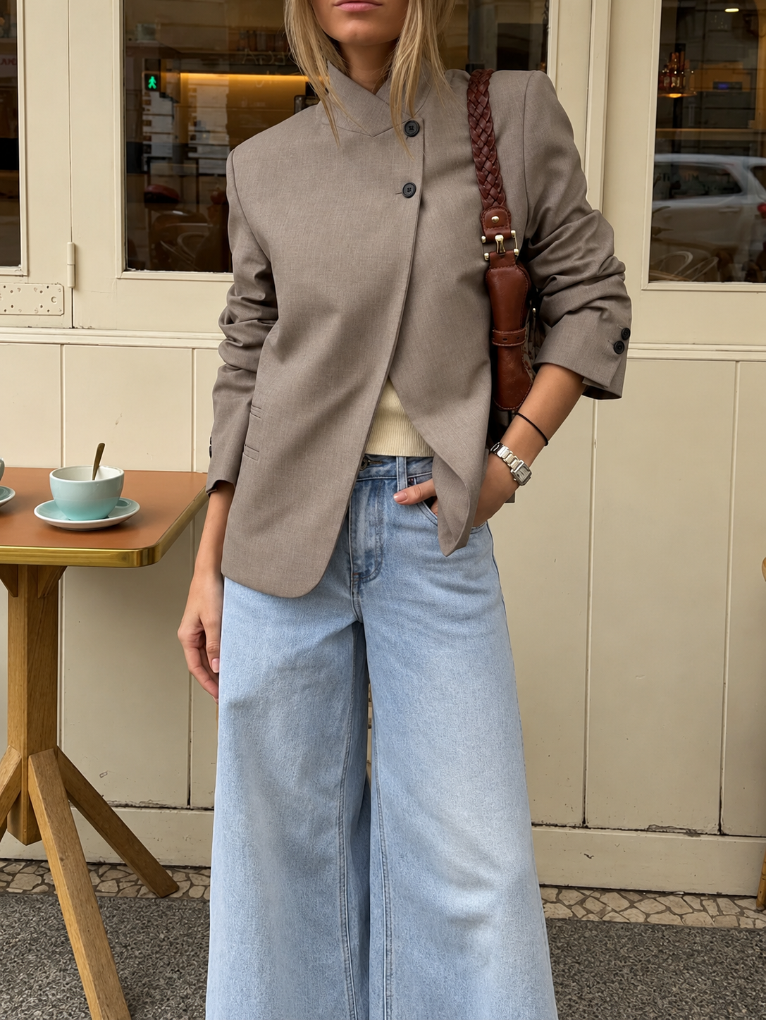 ISABEL | BLAZER MINIMALISTA BOTONES
