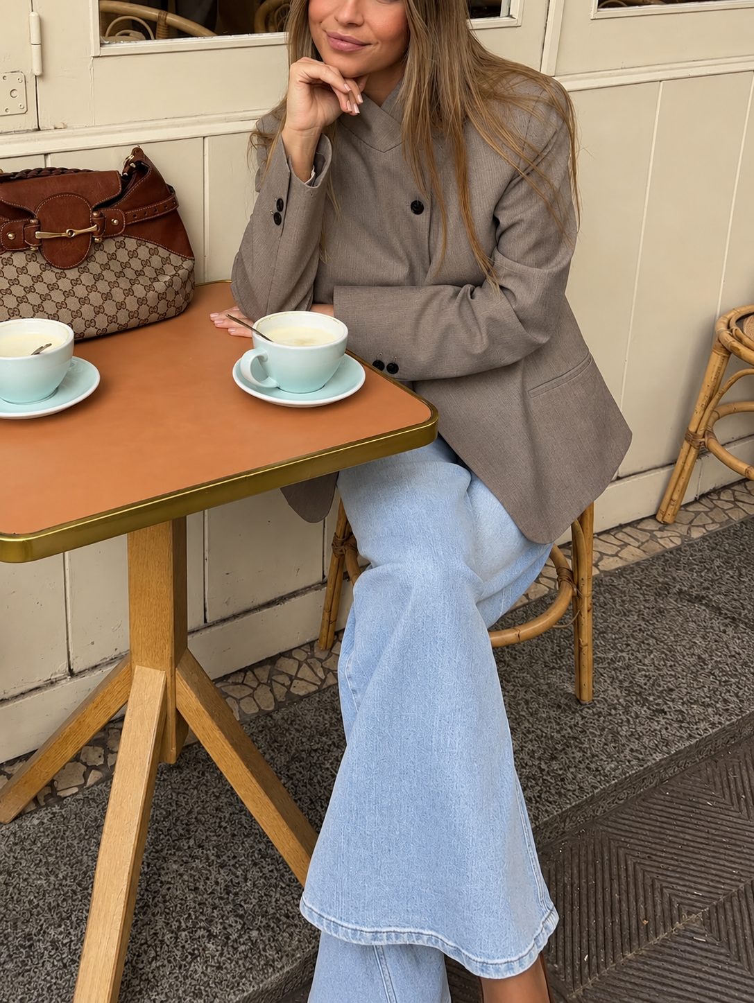 ISABEL | BLAZER MINIMALISTA BOTONES