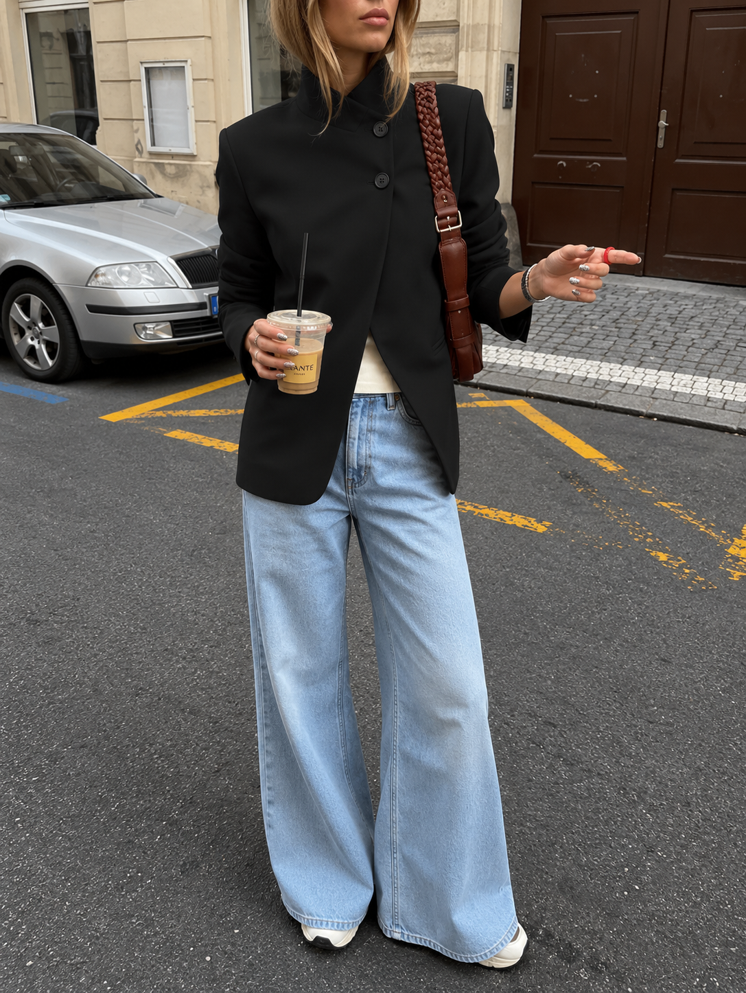 ISABEL | BLAZER MINIMALISTA BOTONES